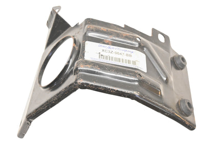 New OEM Ford XC3Z-9647-BB Air Cleaner Mount Bracket NOS