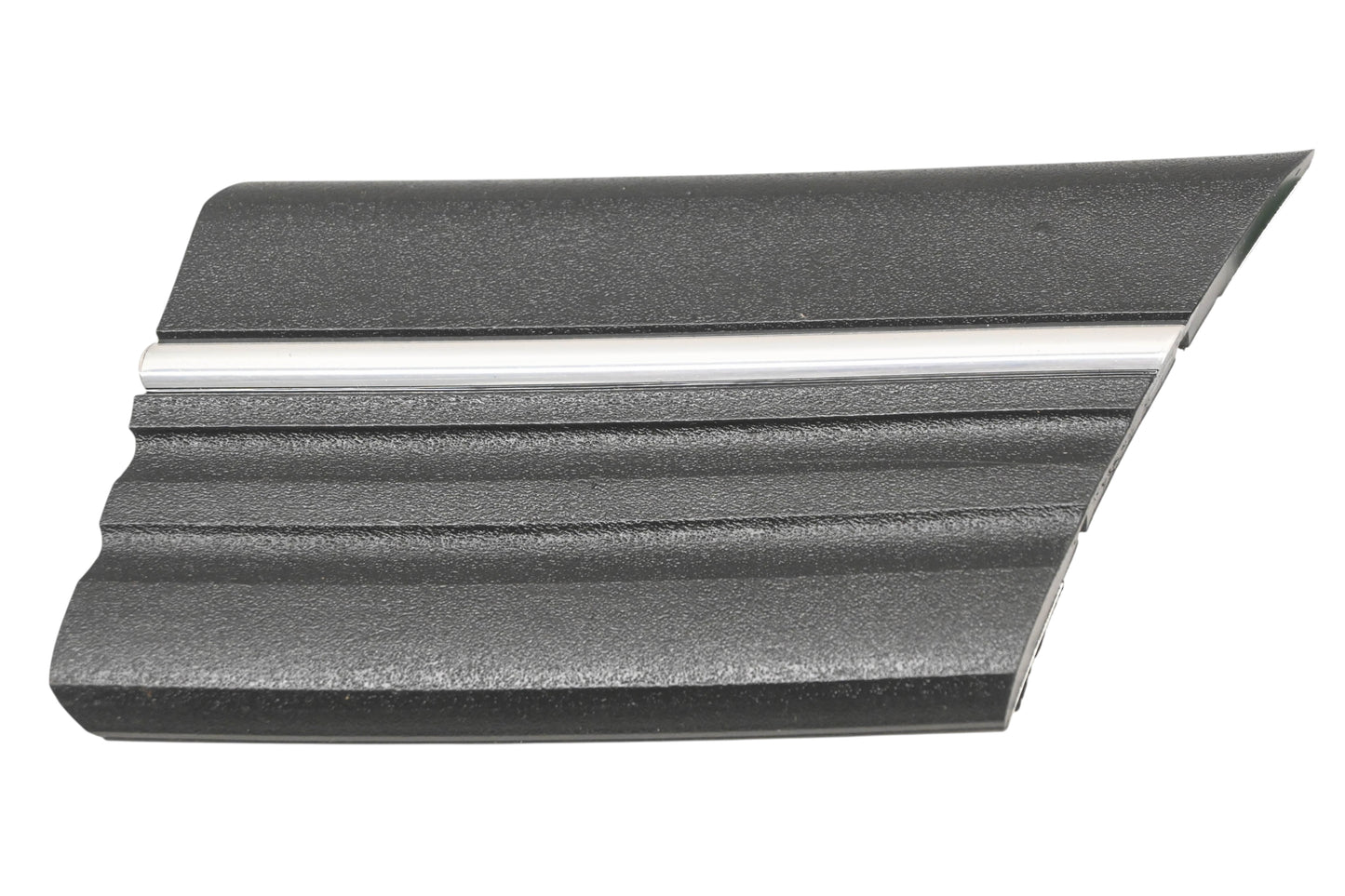 New OEM Ford E46Y-16A038-AA Front Fender Rear Right Molding NOS