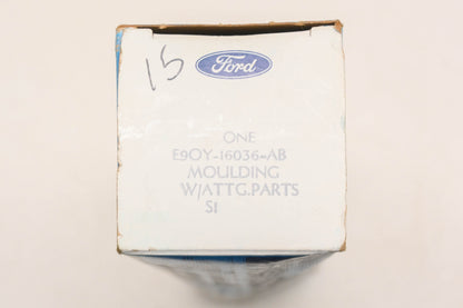 New OEM Ford E9OY-16036-AB Right Front Fender Molding Panel NOS