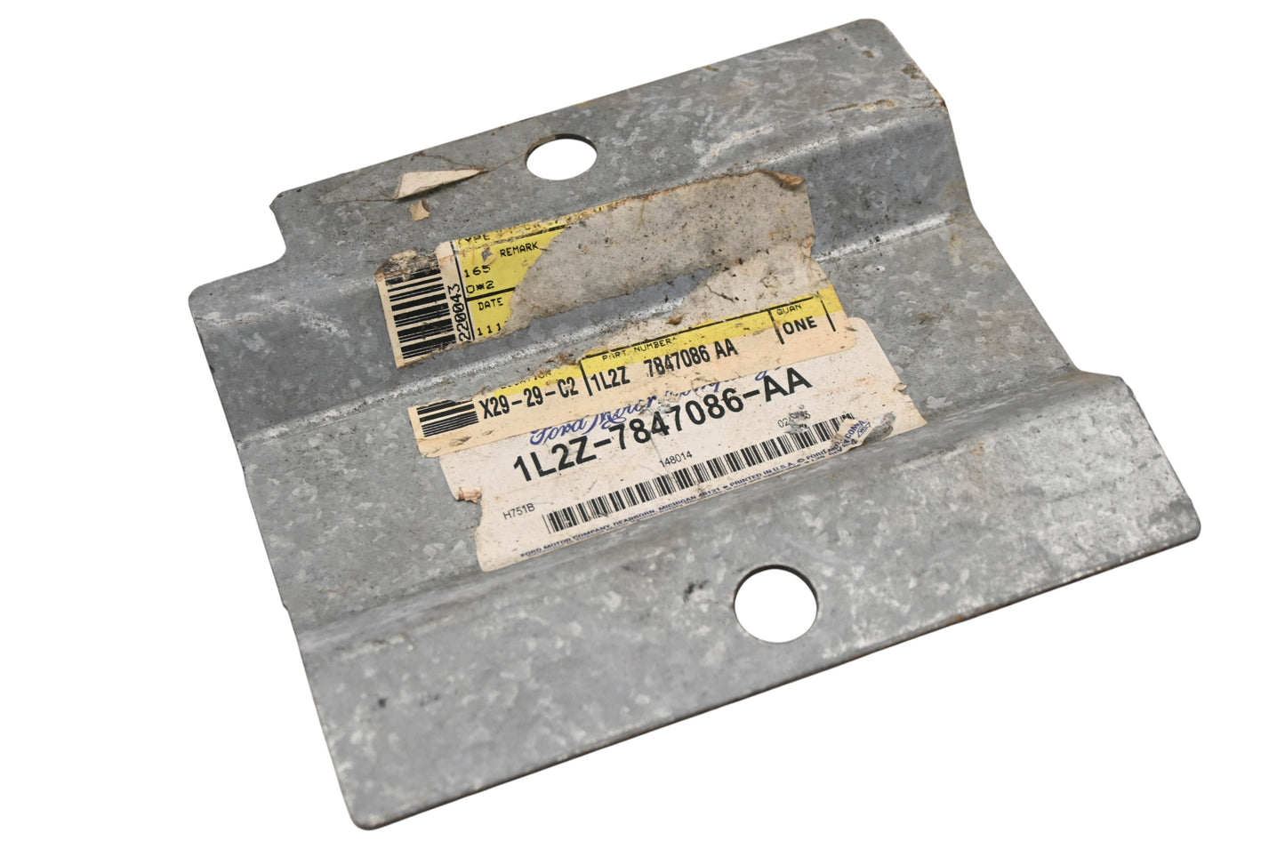 New OEM Ford 1L2Z-7847086-AA Spare Tire Retaining Bracket NOS