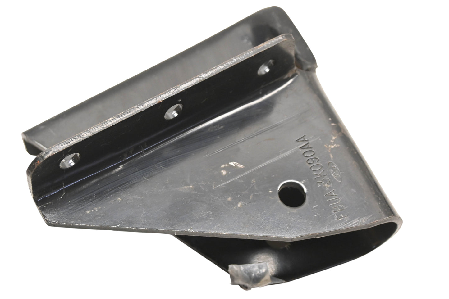 New OEM Ford F8UZ-3B178-AB Front Left Axle Beam Mount Bracket NOS