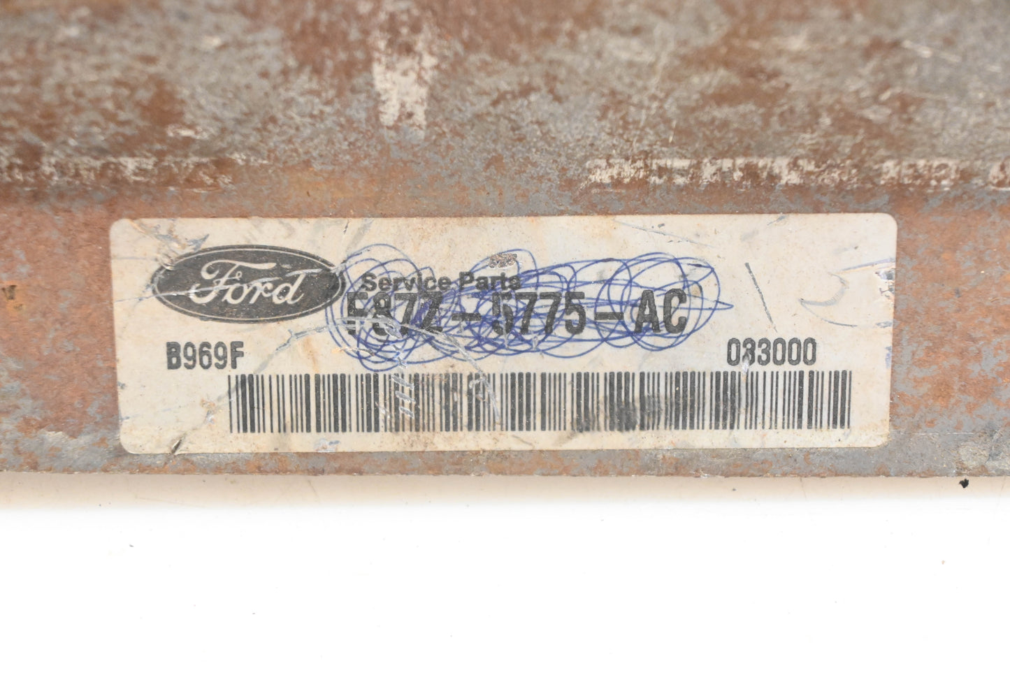 New OEM Ford F87Z-5775-AC Left Rear Leaf Spring Shackle NOS