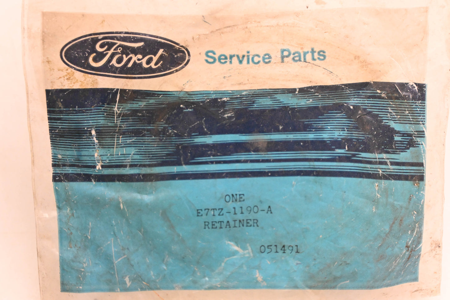 New OEM Ford E7TZ-1190-A Wheel Seal Retainer NOS