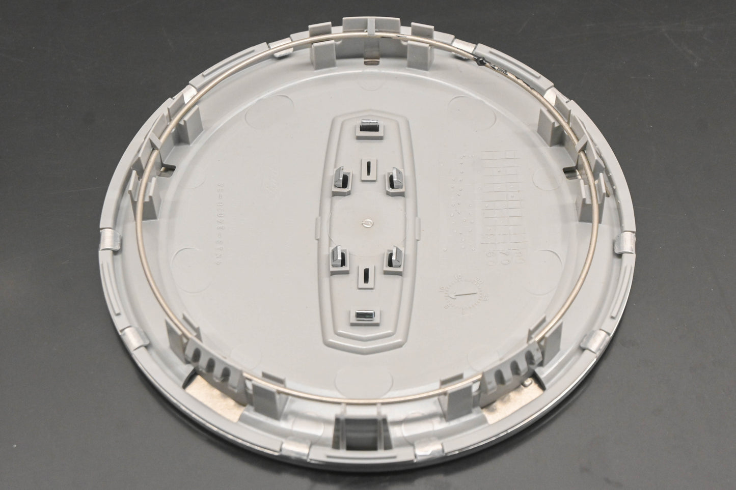 New OEM Ford 4W1Z-1130-EA Wheel Hub Center Cap NOS