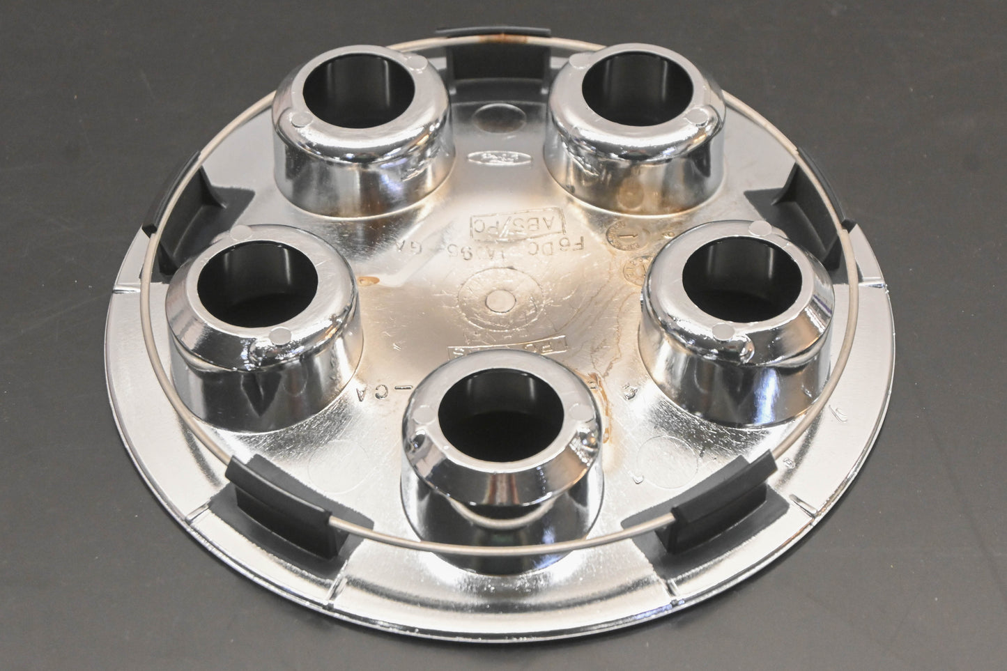 New OEM Ford F6DZ-1130-CA Wheel Hub Center Cap NOS