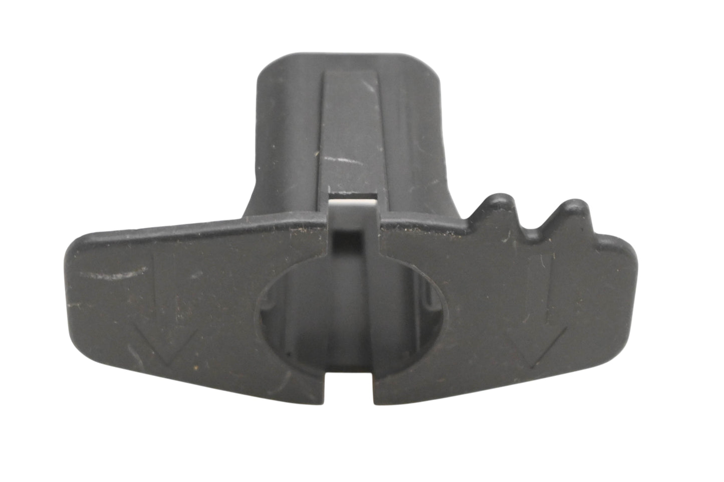 New OEM Ford DA5Z-15K861-C, DA53-15K870-BA Bumper Sensor Retainer Bracket NOS