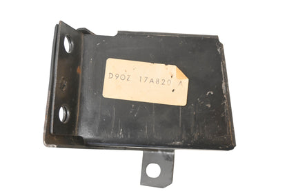 New OEM Ford D9OZ-17A820-A Front Right Bumper End Brace NOS