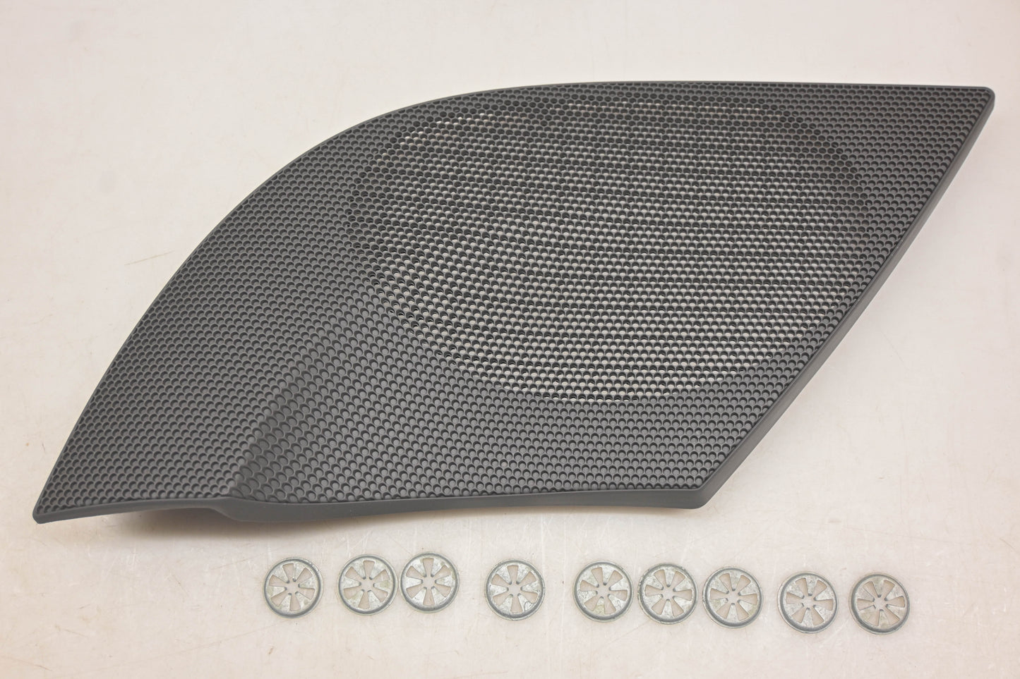 New OEM Ford 2M5Z-18978-DAA Right Door Speaker Grille Kit NOS