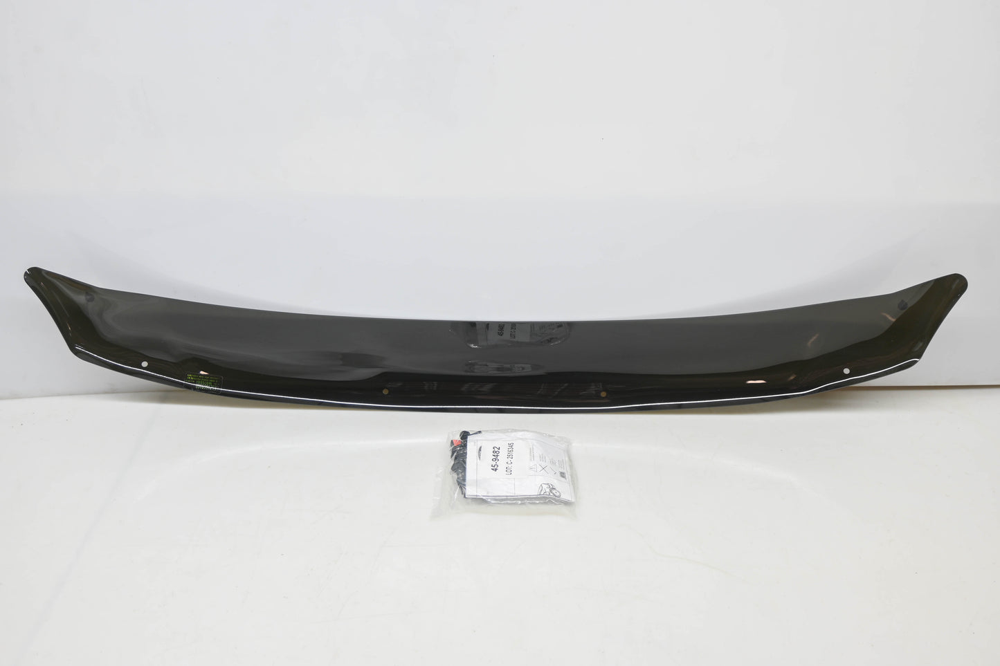 New OEM Ford 6E5Z-16C900-A Hood Air Deflector Kit NOS