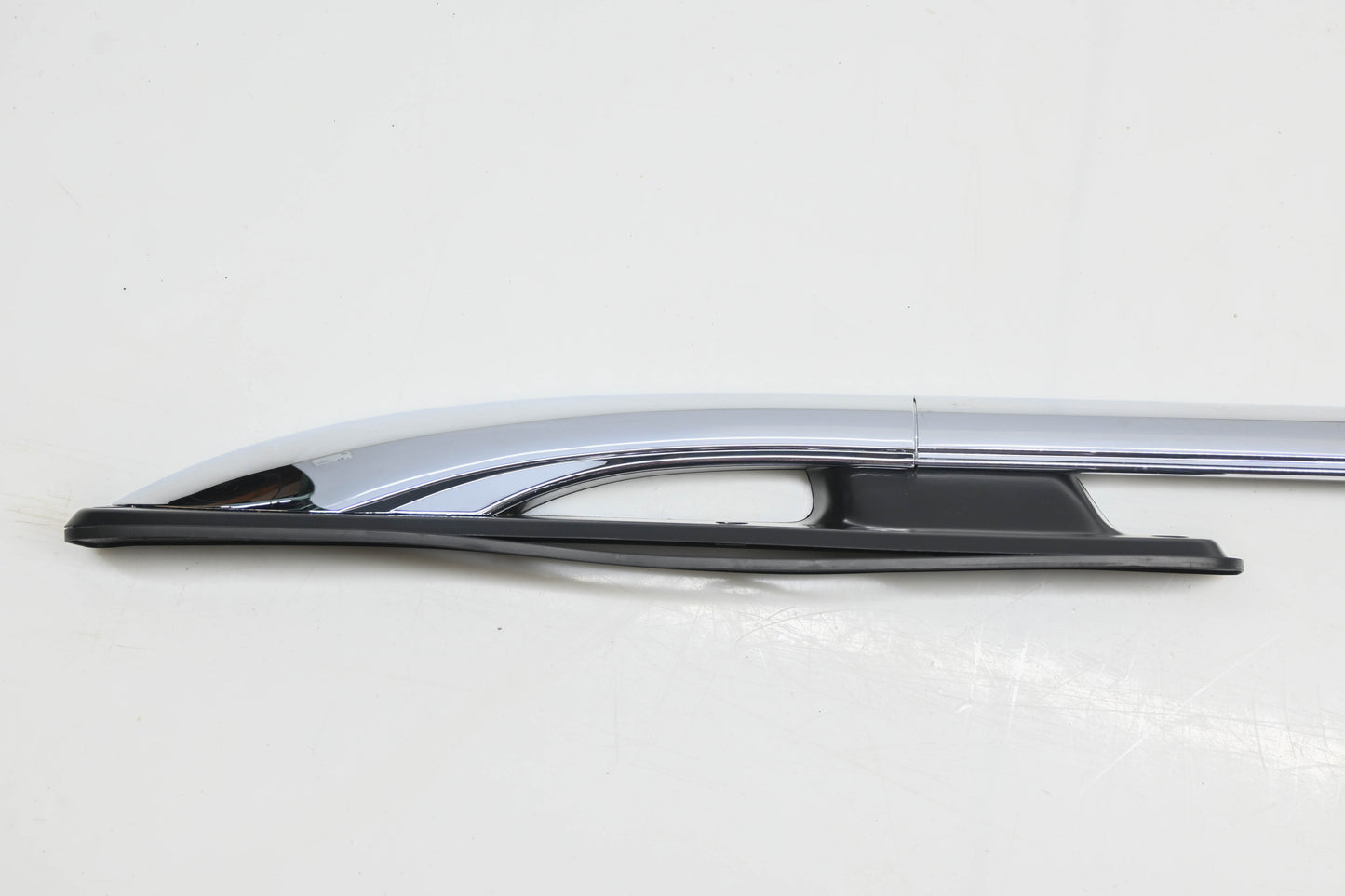 New OEM Ford 2L7Z-7855115-AAA Left Roof Rail NOS