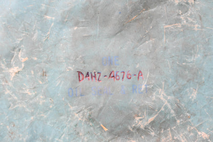New OEM Ford D4HZ-4676-A Oil Seal NOS
