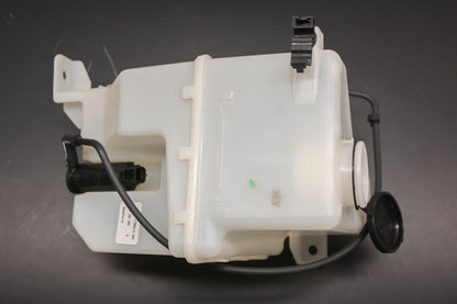 New OEM Ford 5G1Z-17618-BA Reservoir NOS