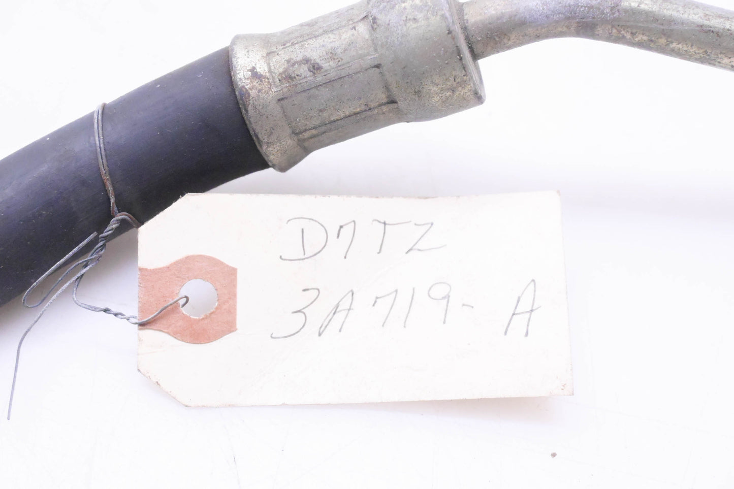 New OEM Ford D7TZ-3A719-A Power Steering Pressure Line Hose NOS