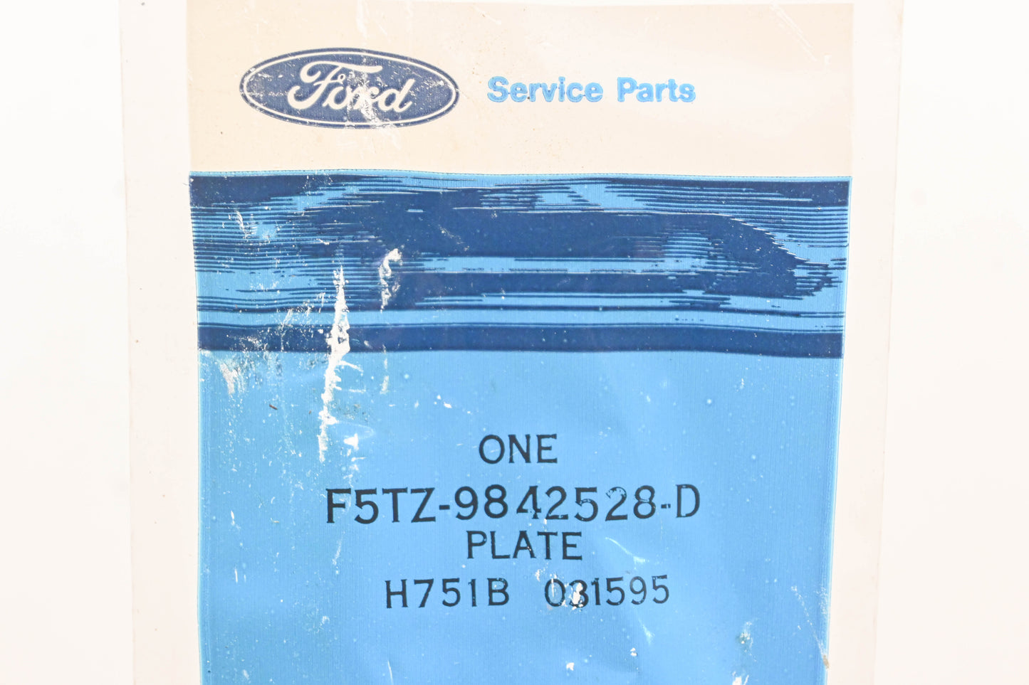 New OEM Ford F5TZ-9842528-D Explorer Expedition Control Trac Emblem NOS