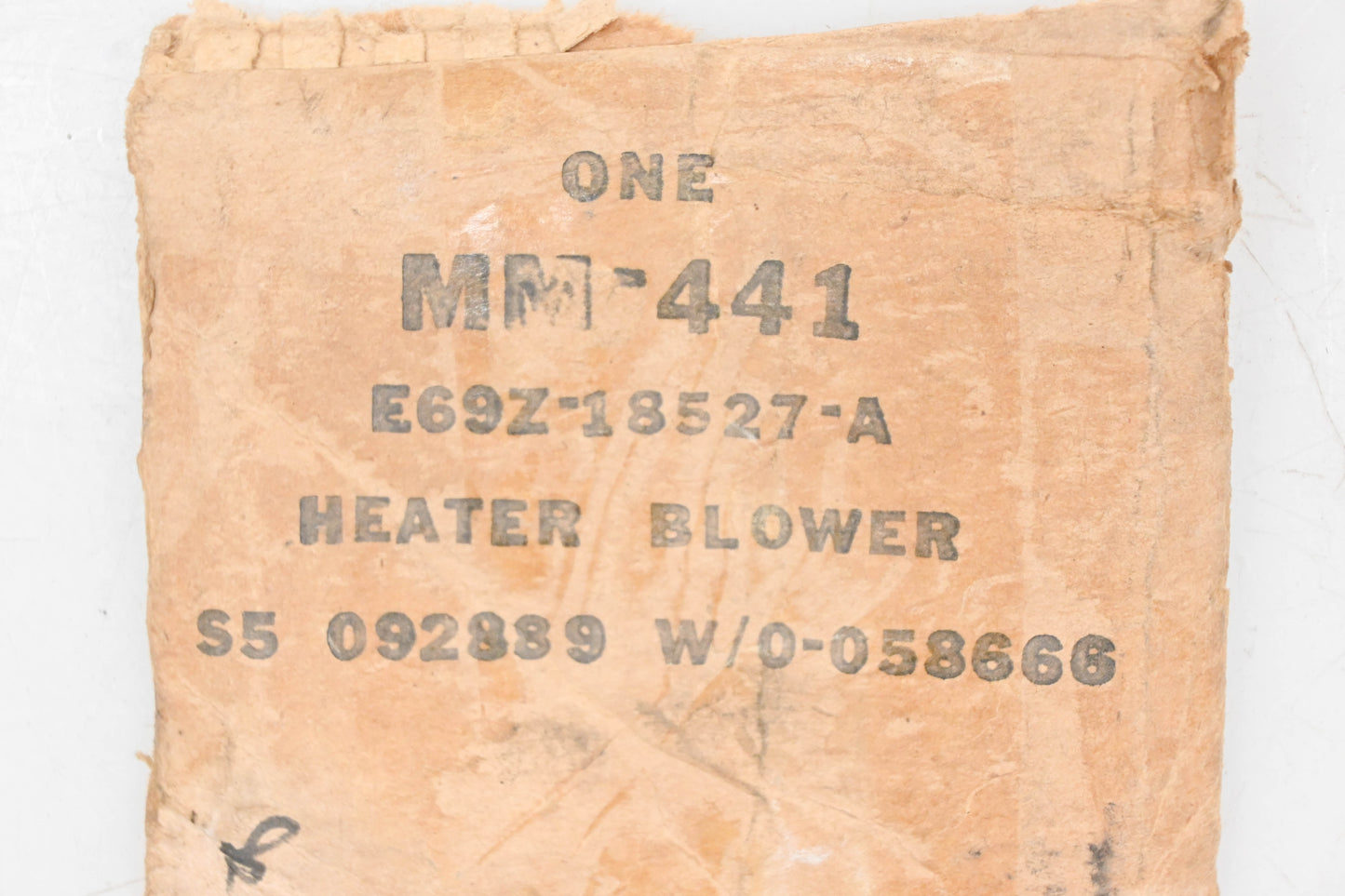 New OEM Motorcraft MM-441, E69Z-18527-A, E99F-18527-BA Heater Blower Motor NOS