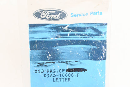 New OEM Ford D3AZ-16606-F Letter "O" Emblem NOS