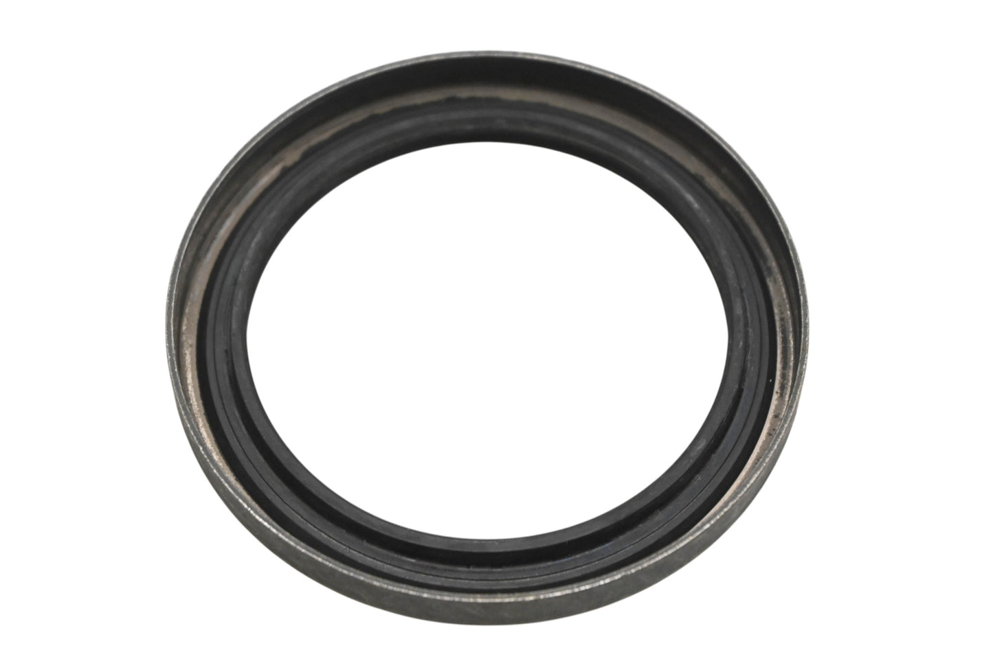 New OEM Ford D5UZ-1190-A Wheel Hub Retainer Seal NOS