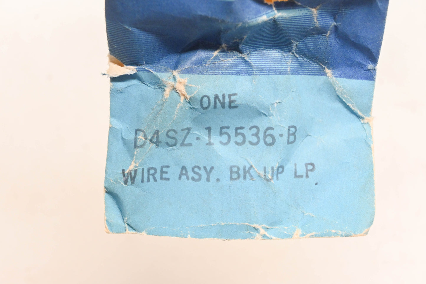 New OEM Ford D4SZ-15536-B Lamp Socket And Wire Harness NOS