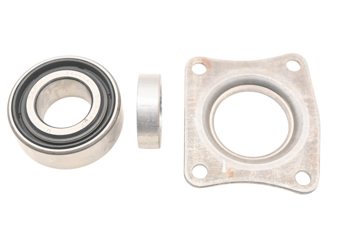 New OEM Ford D0RY-1225-A Wheel Bearing Kit NOS