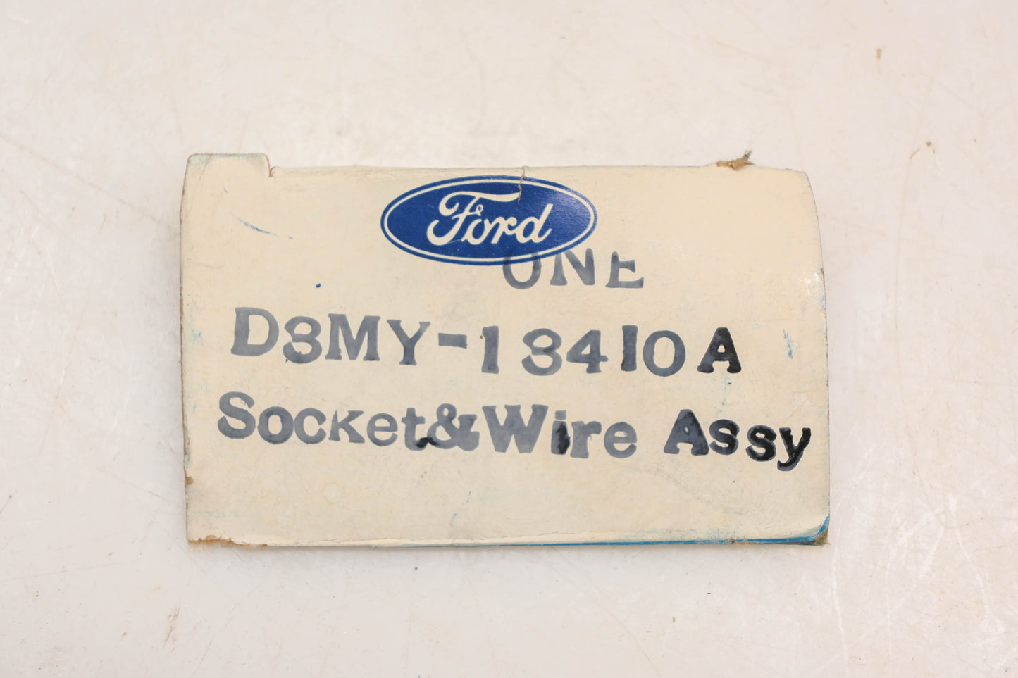 New OEM Ford D3MY-13410-A Wiring & Socket Assembly NOS