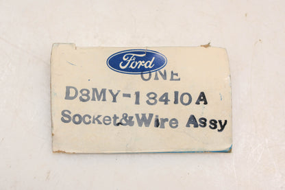 New OEM Ford D3MY-13410-A Wiring & Socket Assembly NOS