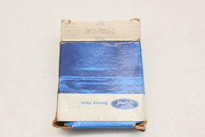 New OEM Ford D4TZ-7B215-C Output Shaft Oil Seal NOS