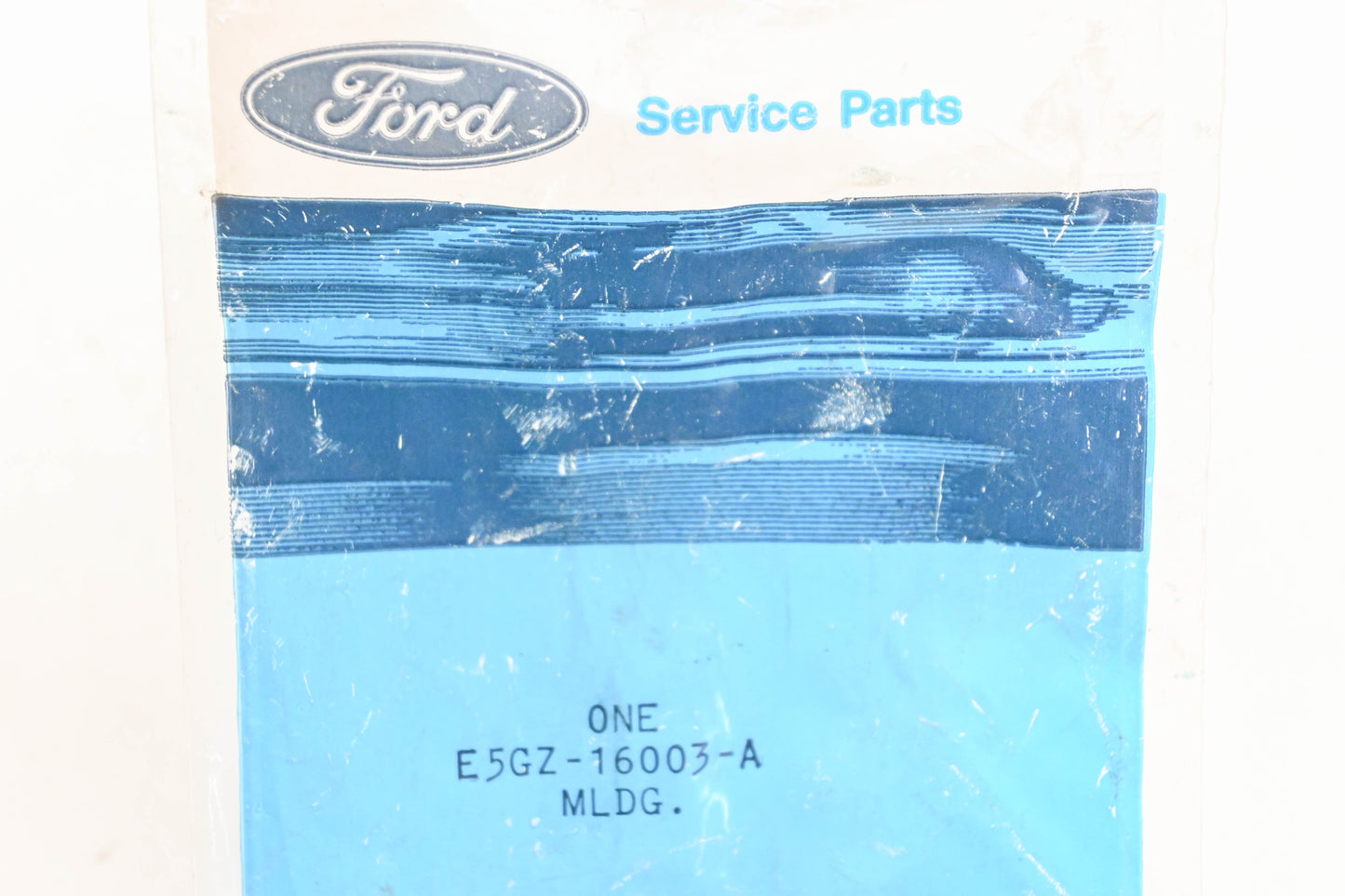 New OEM Ford E5GZ-16003-A Right Front Fender Molding Trim NOS