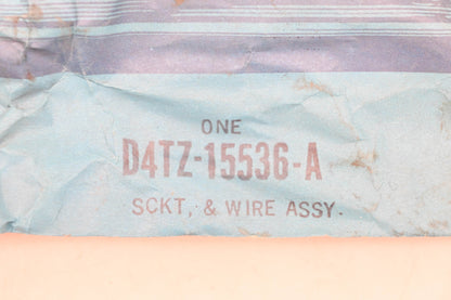 New OEM Ford D4TZ-15536-A Lamp Socket & Wire Assembly NOS