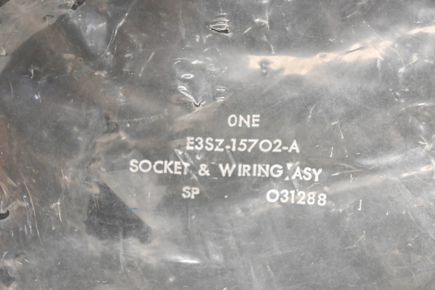 New OEM Ford E3SZ-15702-A Lamp Socket & Wire Assembly NOS