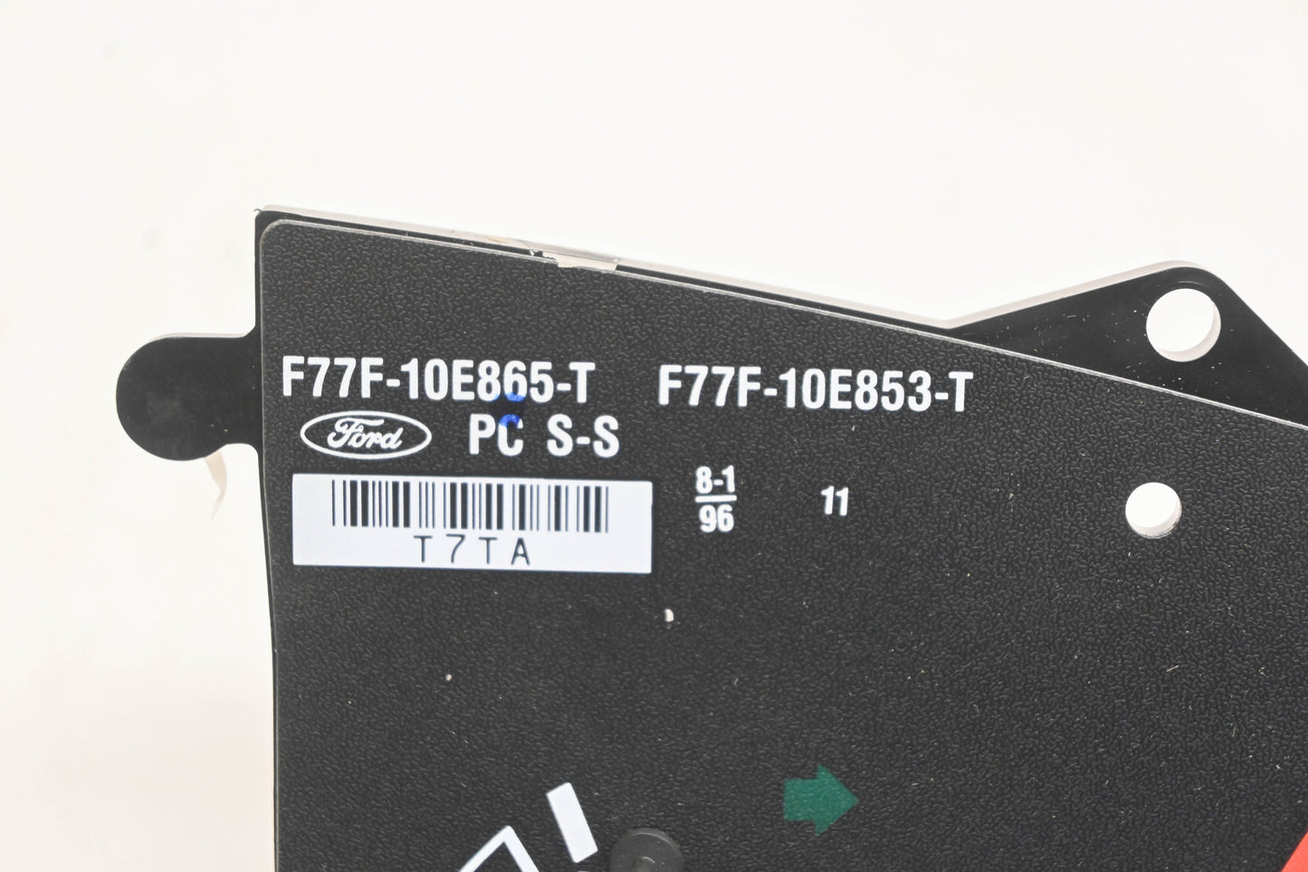New OEM Ford F77F-10E865-T, F77F-10E853-T Oil Pressure / Voltage Gauge Panel NOS
