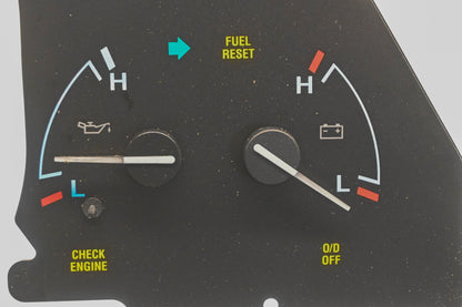 New OEM Ford F67F-10E865-G, F67F-10E853-G Oil Pressure / Voltage Gauge Panel NOS