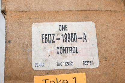 New OEM Ford E6DZ-19980-A Dash Control Unit Assembly NOS