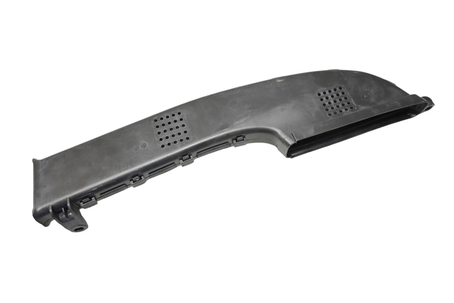 New OEM Ford DS7Z-9C675-B Air Intake Duct Assembly NOS