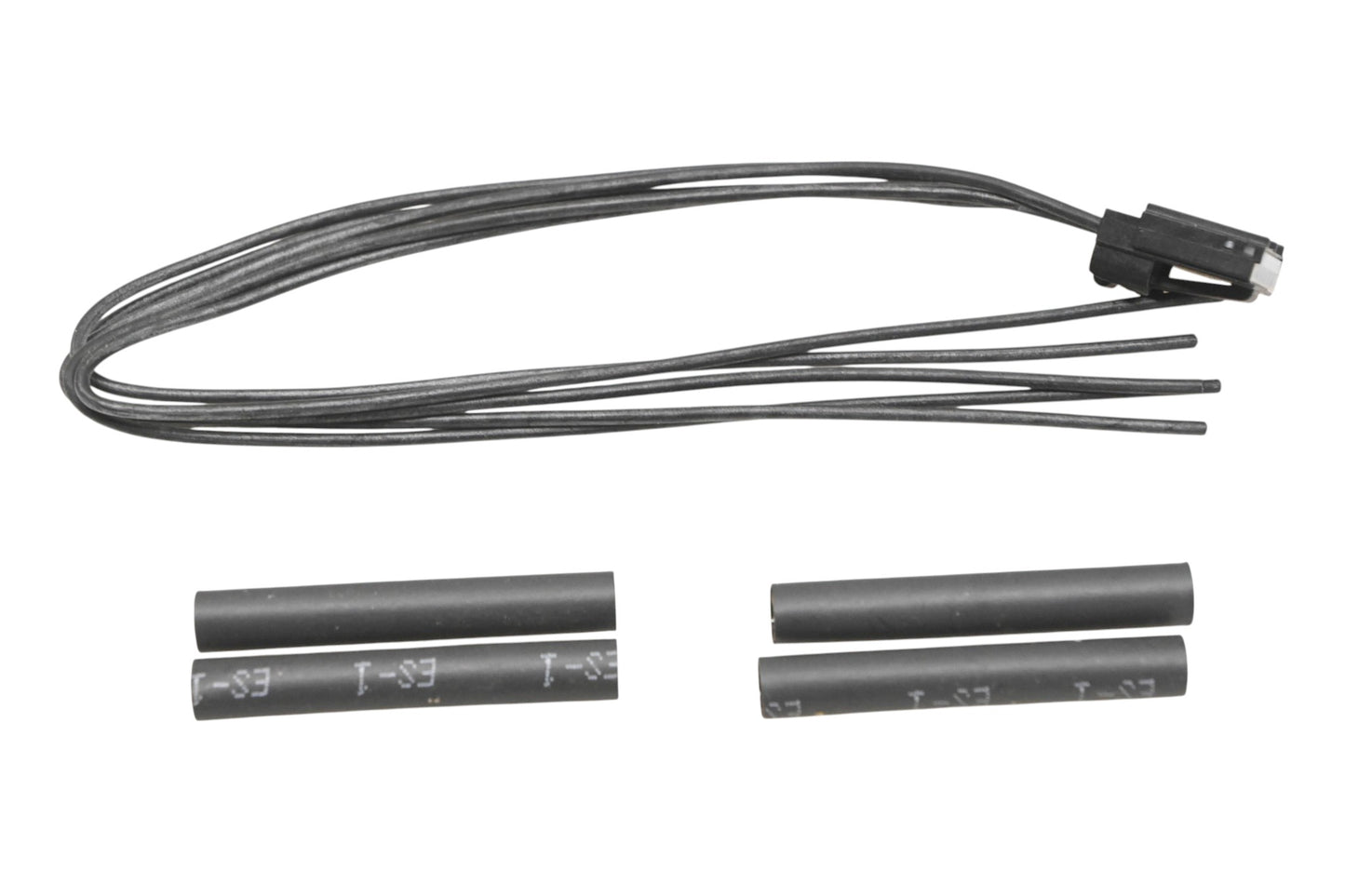 New OEM Motorcraft WPT-881, 6U2Z-14S411-SA, WPT881 Headlight Socket Wiring Pigtail Harness Kit NOS
