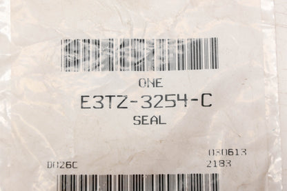 New OEM Ford E3TZ-3254-C Red Axle Seal NOS
