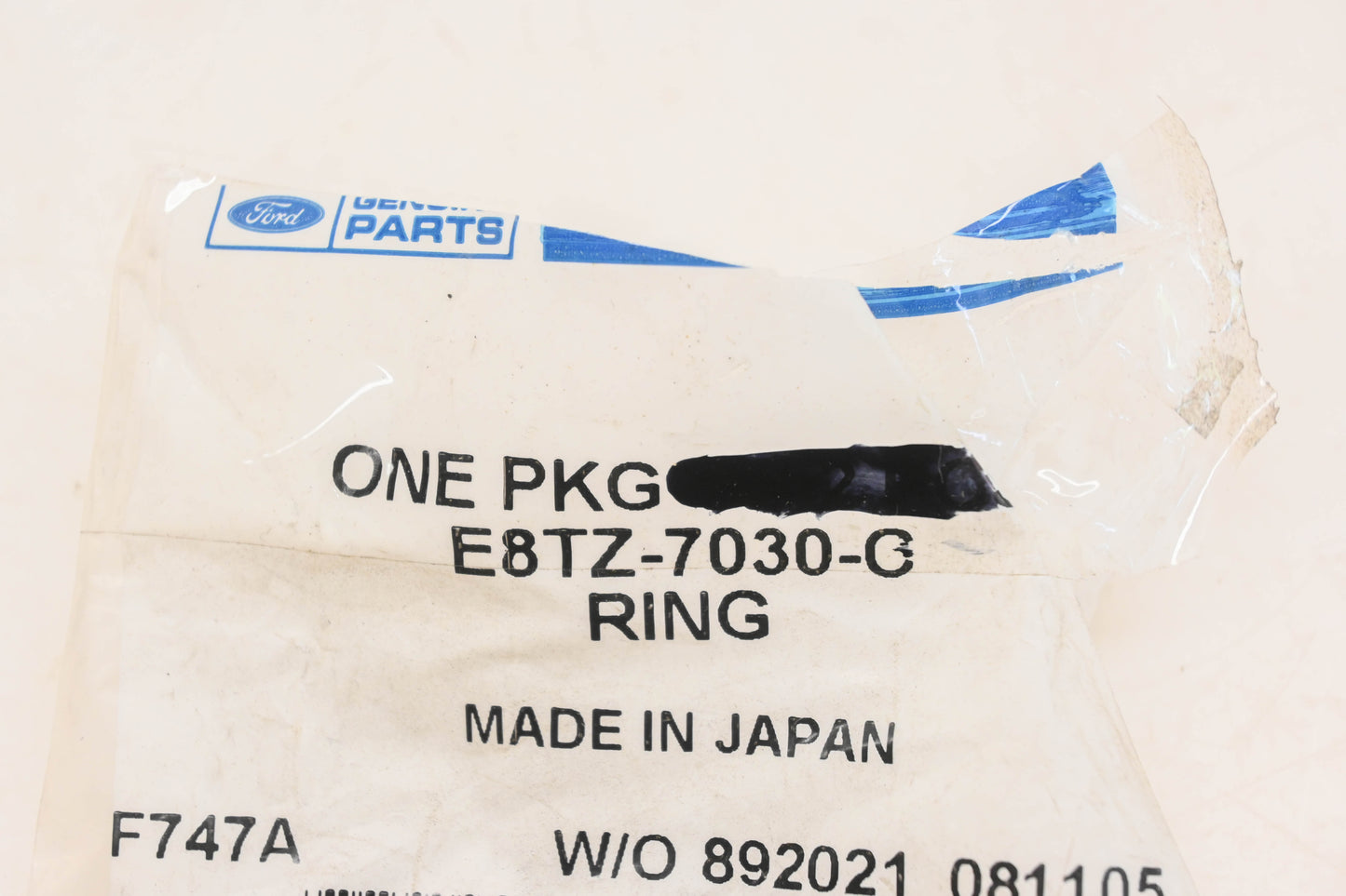 New OEM Ford E8TZ-7030-C Input Bearing Ring NOS