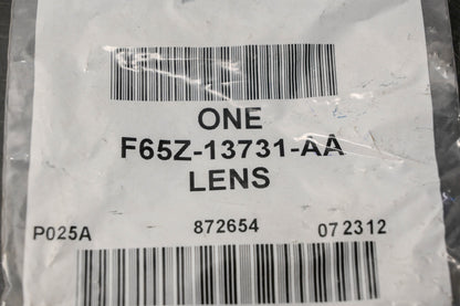 New OEM Ford F65Z-13731-AA Front Right Side Courtesy Lamp Lens NOS