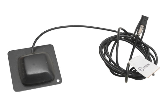 Chrysler 10 R-021780, 10R021780 Front GPS Antenna NOS