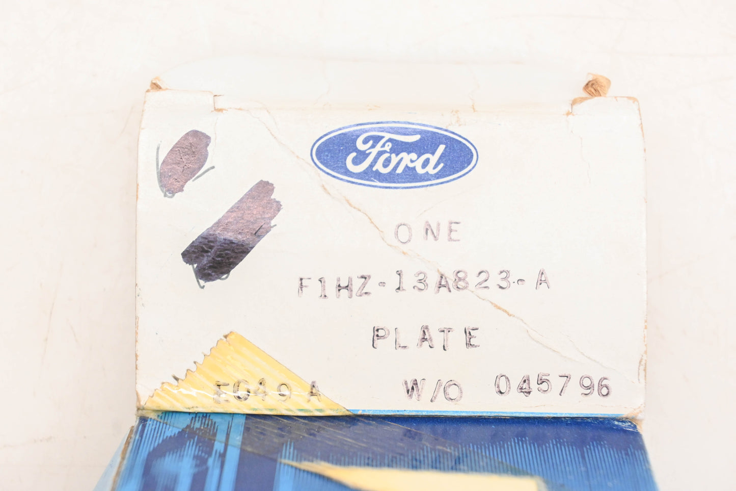 New OEM Ford F1HZ-13A823-A Horn Contact Plate NOS