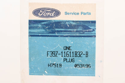 New OEM Ford F39Z-11611B32-B Trim Plug NOS