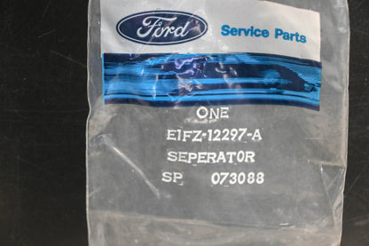 New OEM Ford E1FZ-12297-A 4-Wire Separator NOS