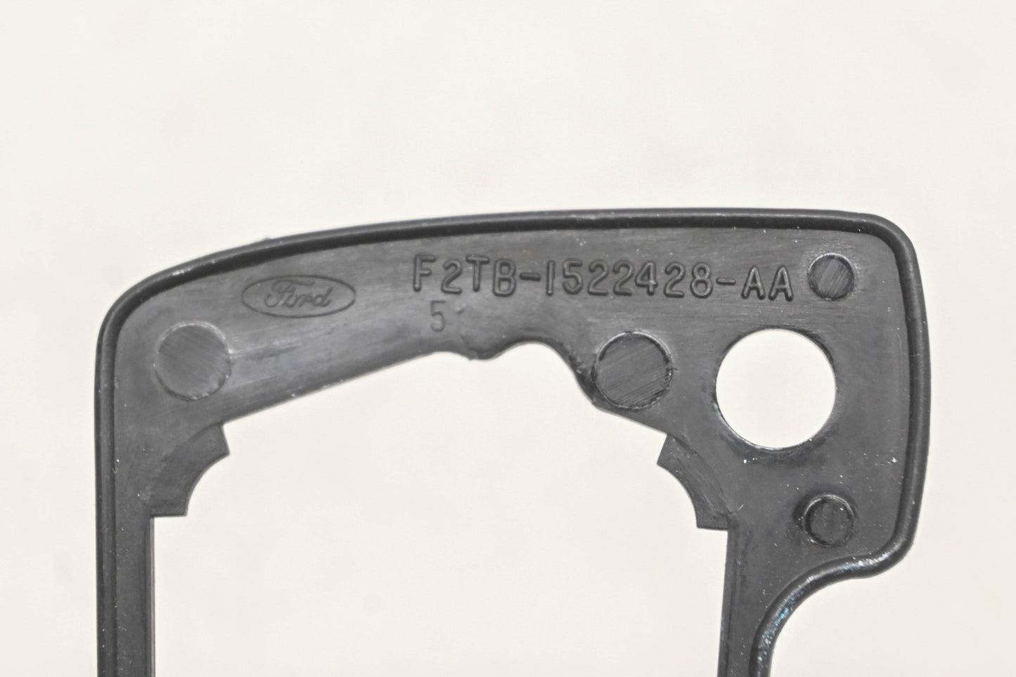 New OEM Ford F2TB-1522428-AA Right Door Exterior Handle Gasket NOS