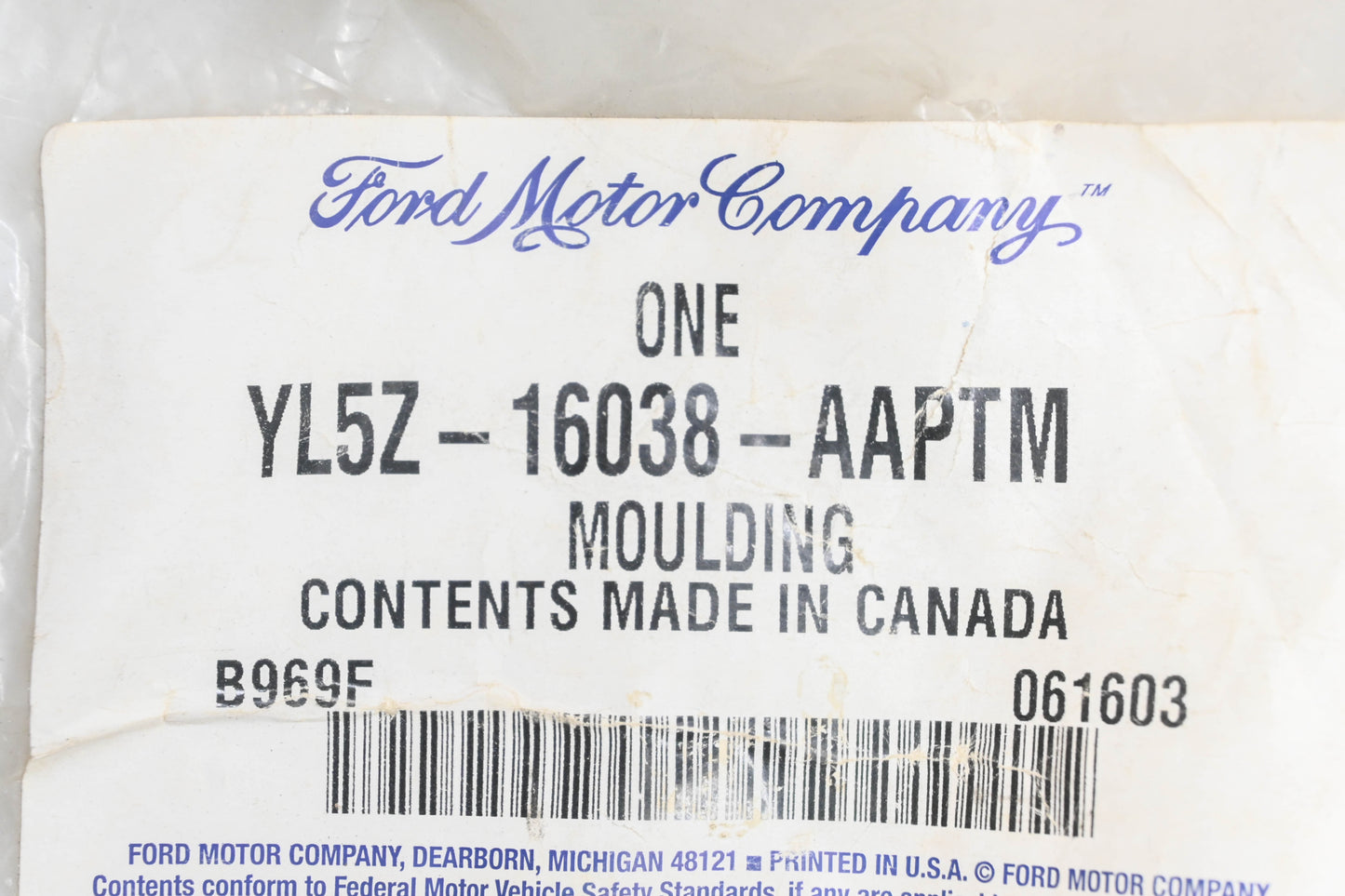 New OEM Ford YL5Z-16038-AAPTM Front Right Wheel Arch Moulding NOS