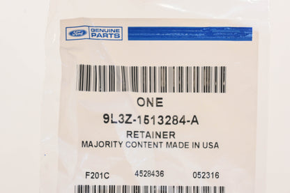 New OEM Ford 9L3Z-1513284-A Retainer Clip NOS
