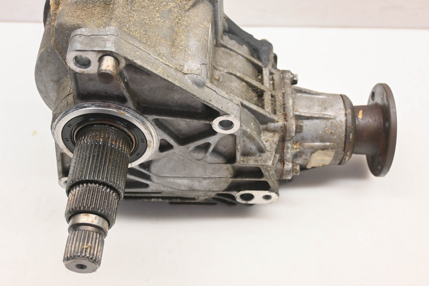 Hyundai 47300-39010 Transfer Case Assembly