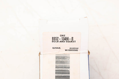New OEM Ford BB5Z-13466-B Bulb Assembly NOS