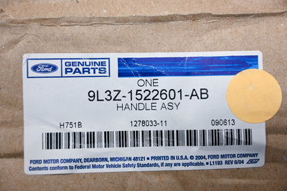 New OEM Ford 9L3Z-1522601-AB Interior Door Handle Assembly NOS