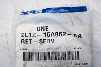 New OEM Ford 2L1Z-15A862-AA Retainer NOS