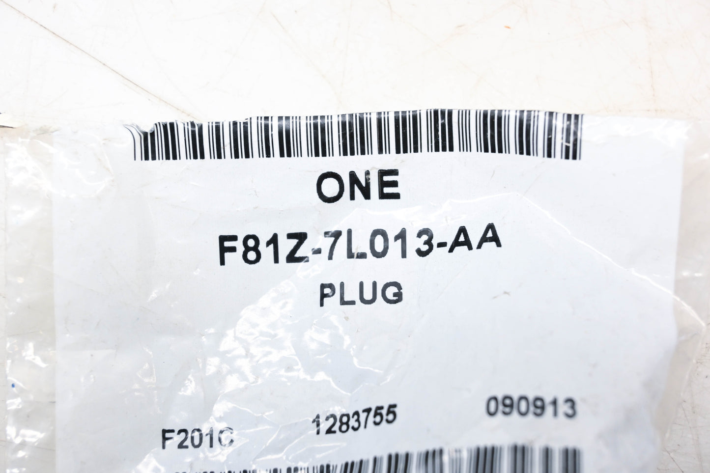 New OEM Ford F81Z-7L013-AA Plug NOS
