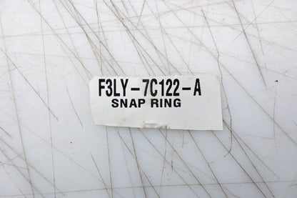 New OEM Ford F3LY-7C122-A Snap Ring NOS